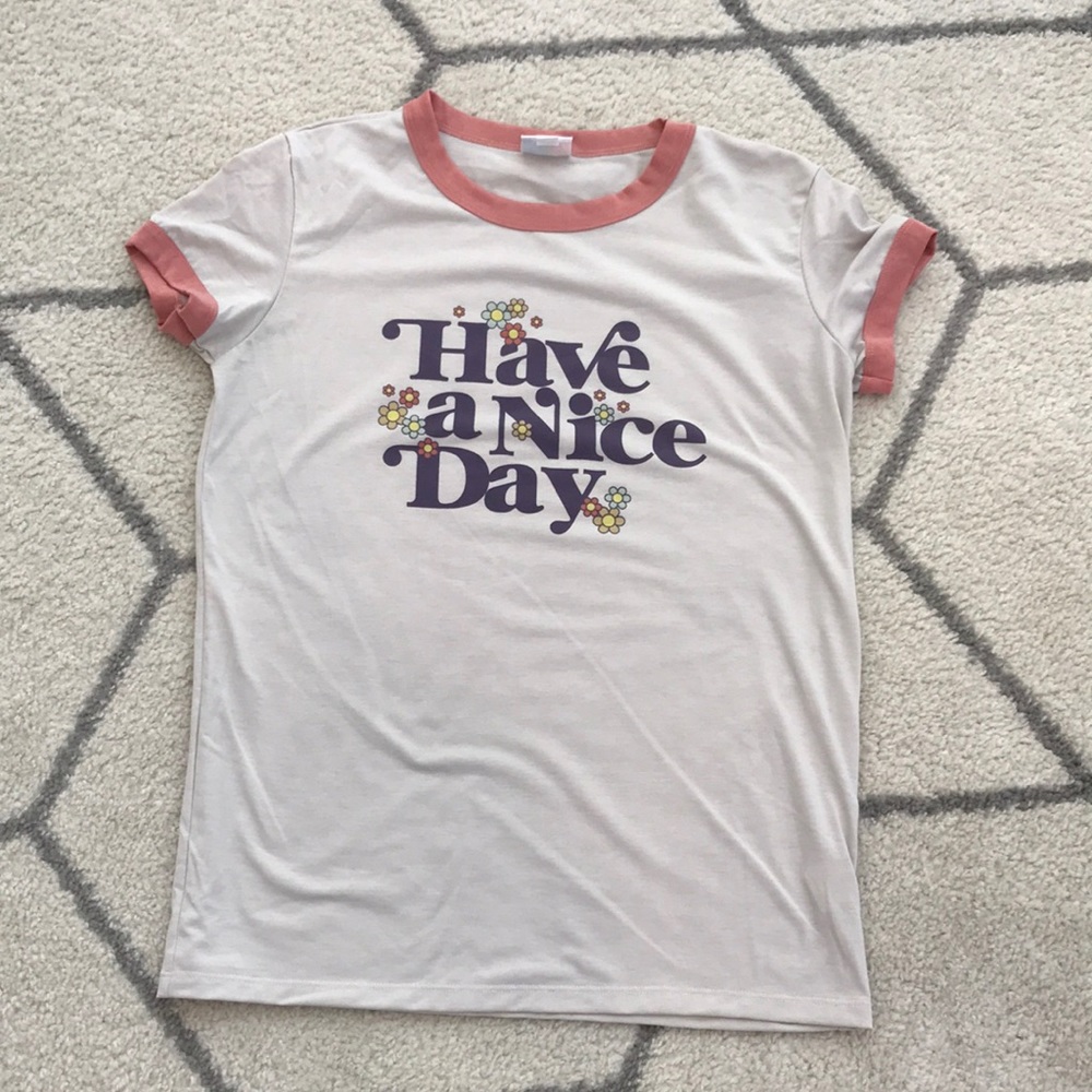 LuLaRoe Liv T - Picture 1 of 2